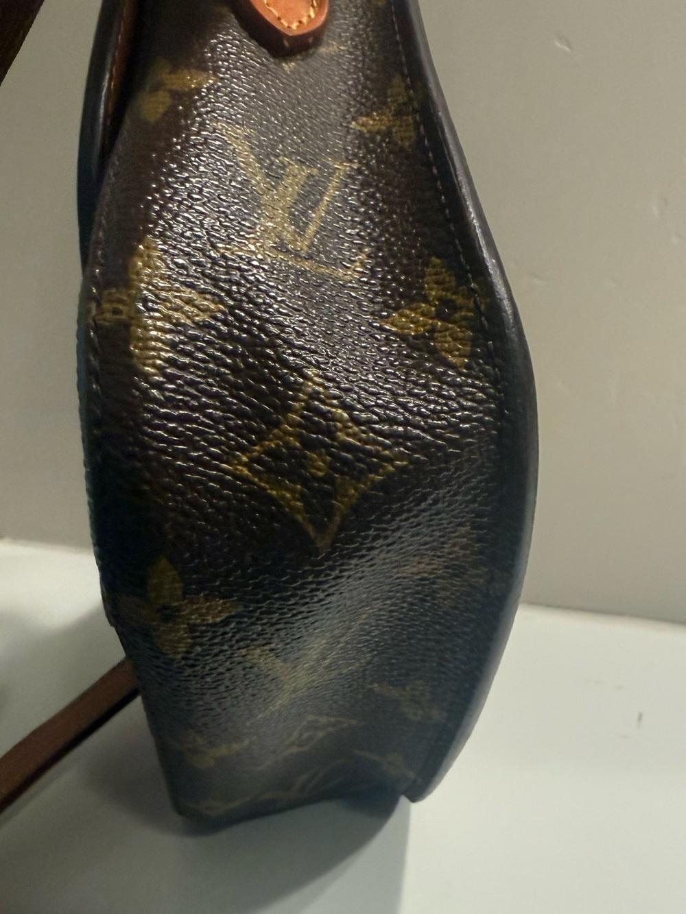 Louis Vuitton Monogram Saint Cloud MM Crossbody or Shoulder Bag Vintage - Picture 7 of 16